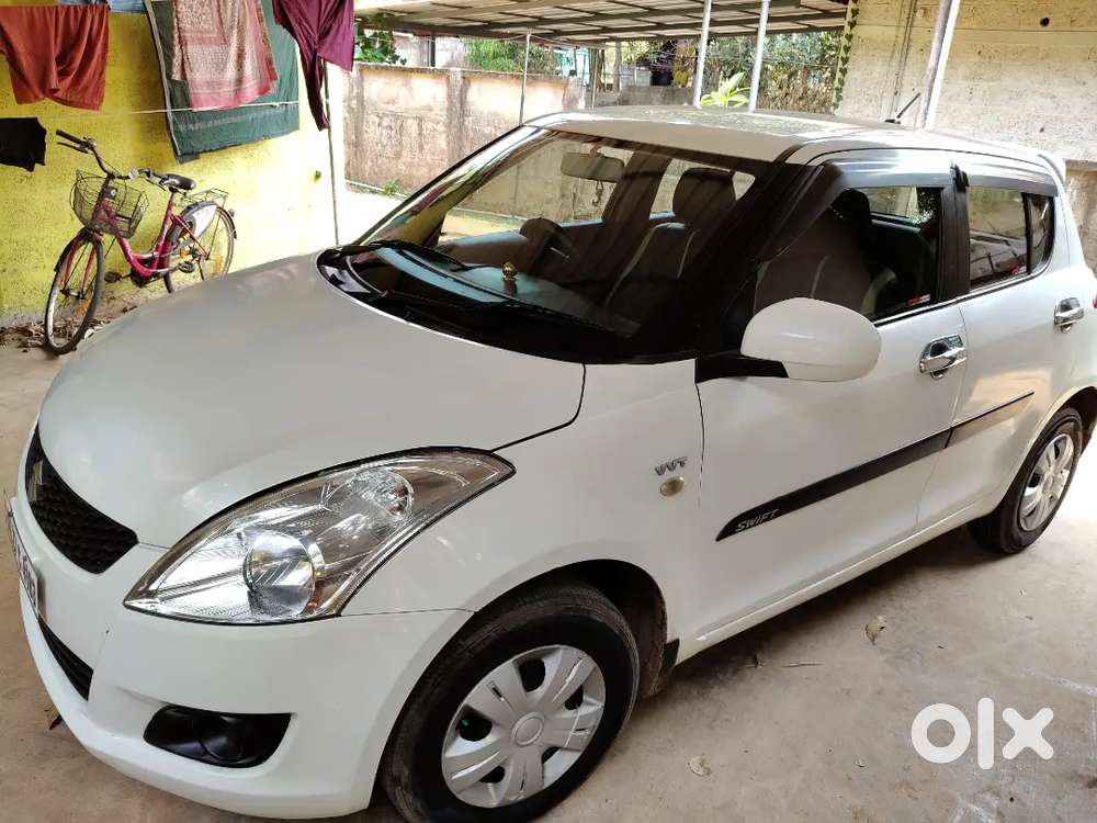 Maruti Swift Lxi 2012