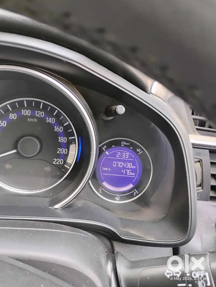 Honda Jazz 2015 Petrol Well Maintained With Company Record