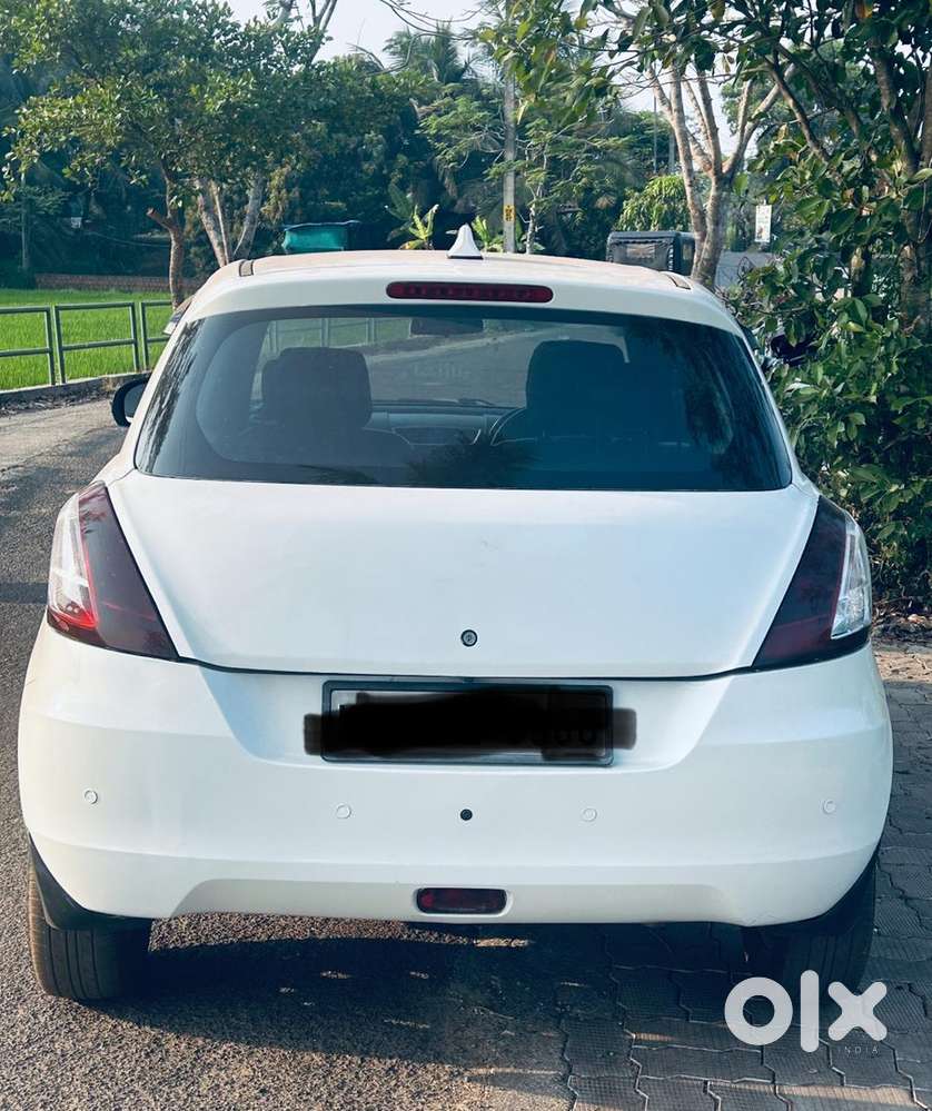Maruti Suzuki Swift 2017 130000 Km Driven