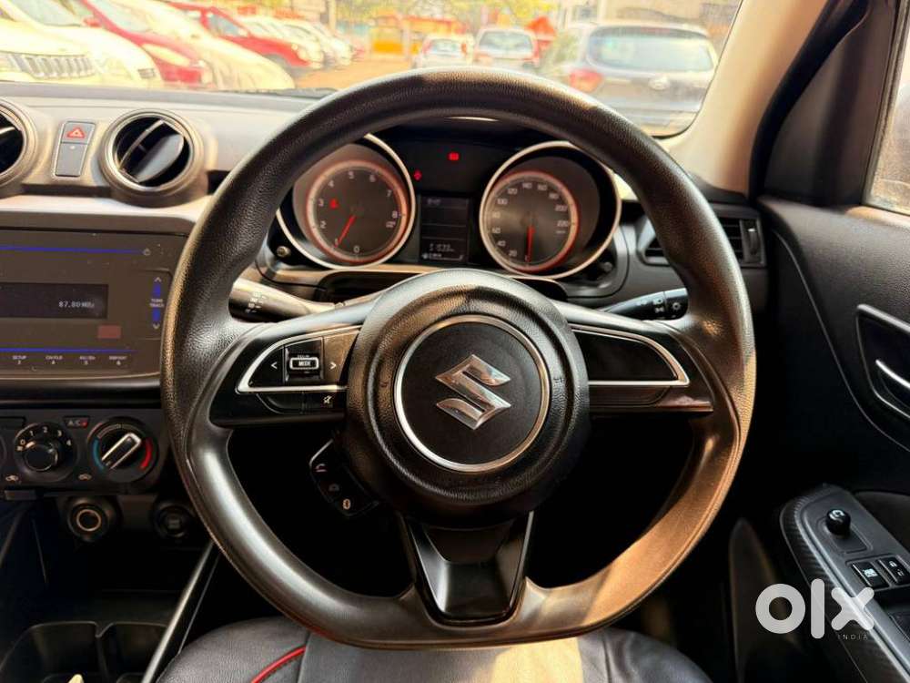 Maruti Suzuki Swift Vxi + Manual, 2022, Petrol