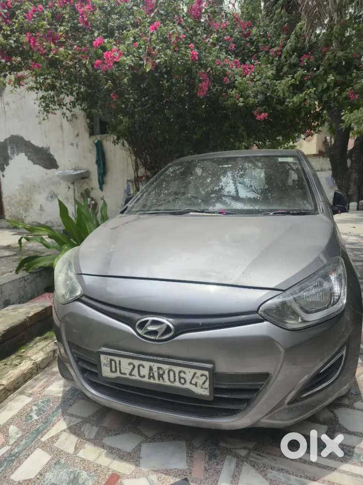 Hyundai I20 Sportz Petrol 2013