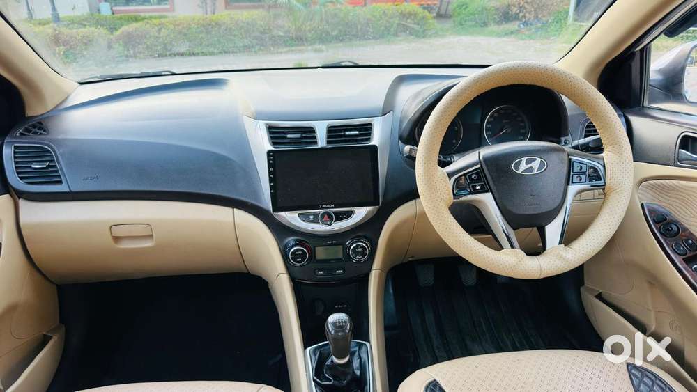 Hyundai Verna Fluidic 1.6 Crdi Sx, 2015, Diesel