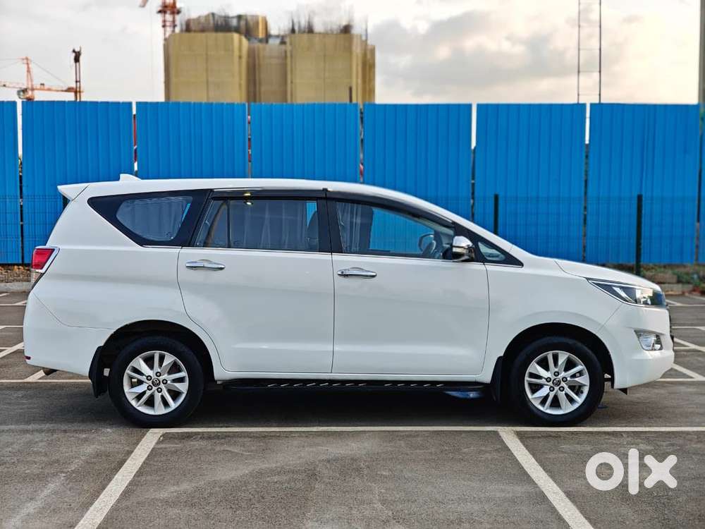 Toyota Innova Crysta 2.8 Gx At, 2017, Diesel