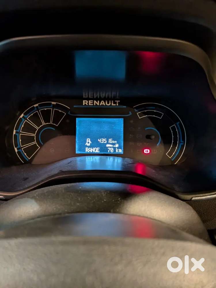 Renault Triber Petrol Amt 2023