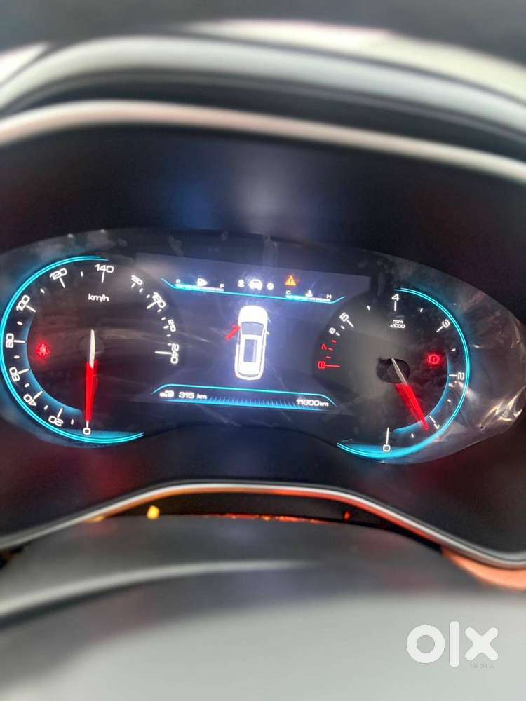 Mg Hector Plus 2022 Diesel 11800 Km Driven