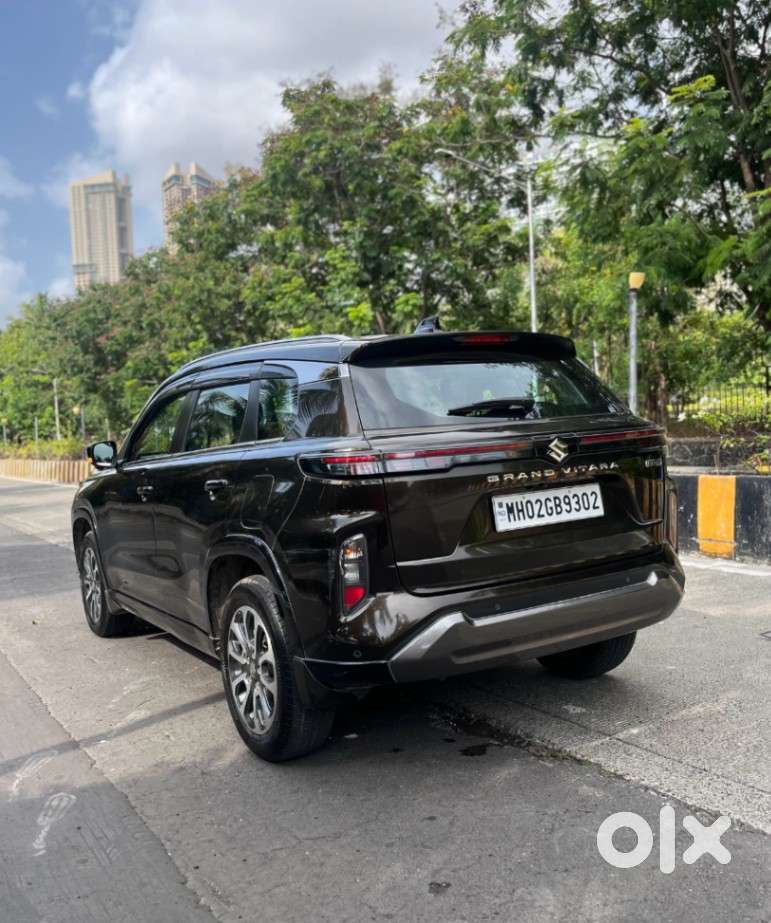 Maruti Suzuki Grand Vitara 1.5 Alpha Plus Intelligent Hybrid Ecvt, 2..