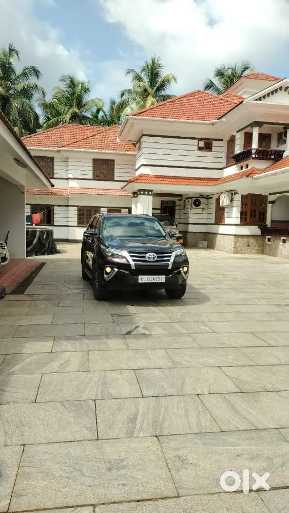 Toyota Fortuner Legender 2016 Diesel 171000 Km Driven