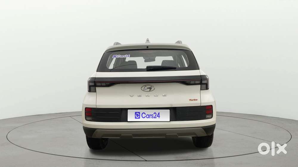 Hyundai Venue 1.0 S (o) Turbo Dct, 2022, Petrol