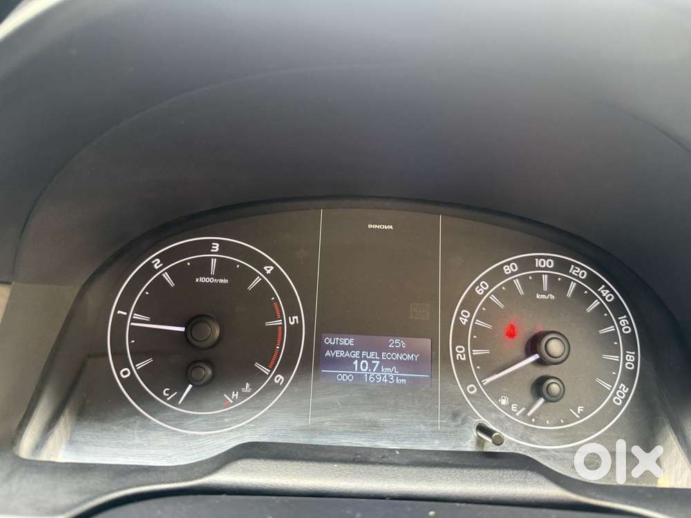 Toyota Innova Crysta 2.4 G Mt, 2021, Diesel