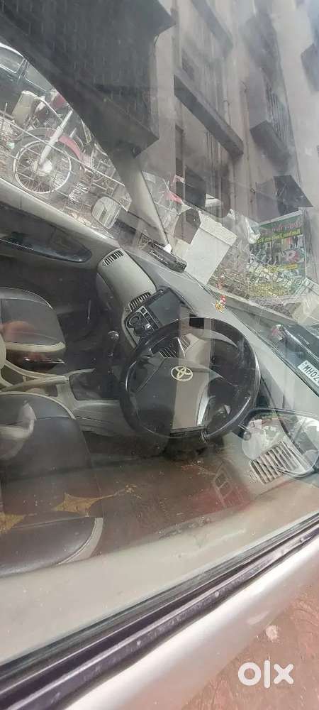 Toyota Innova 2013