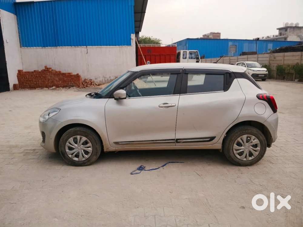 Maruti Suzuki Swift Vxi, 2022, Petrol