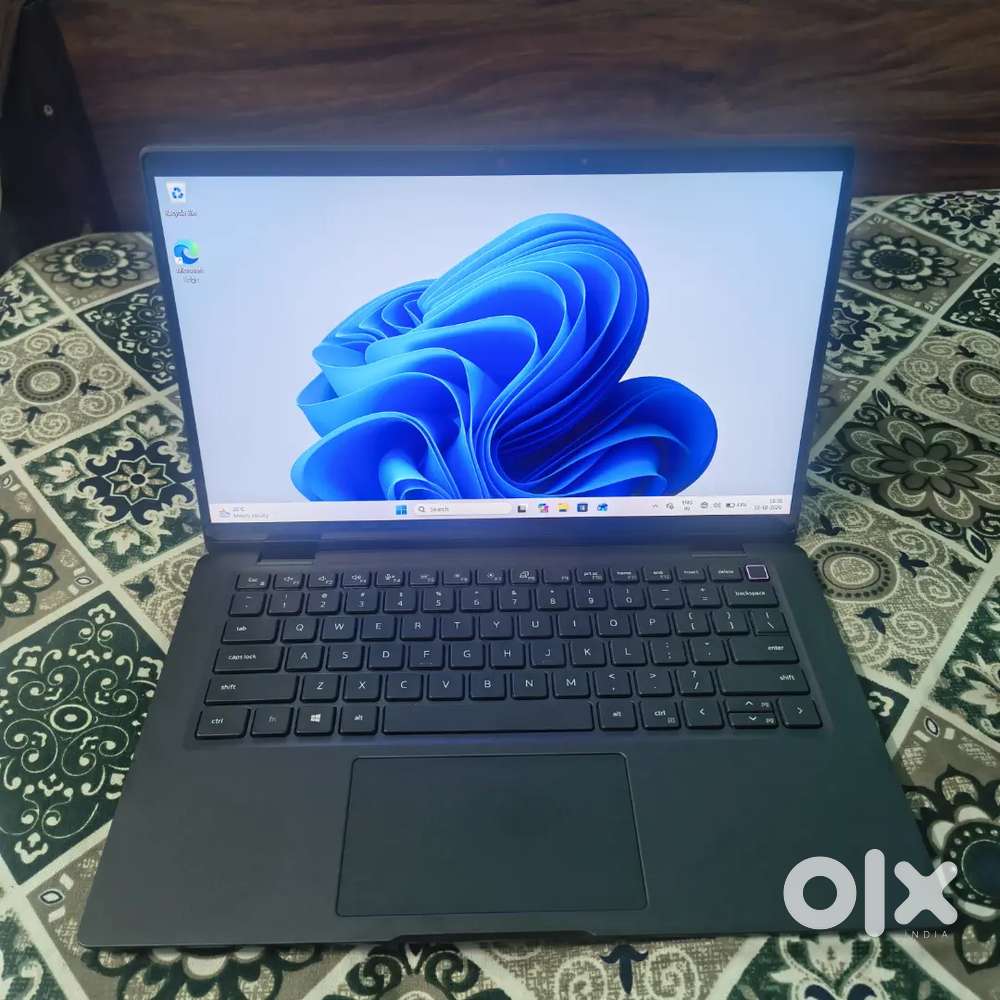Dell Latitude 7420 Touchscreen Laptop