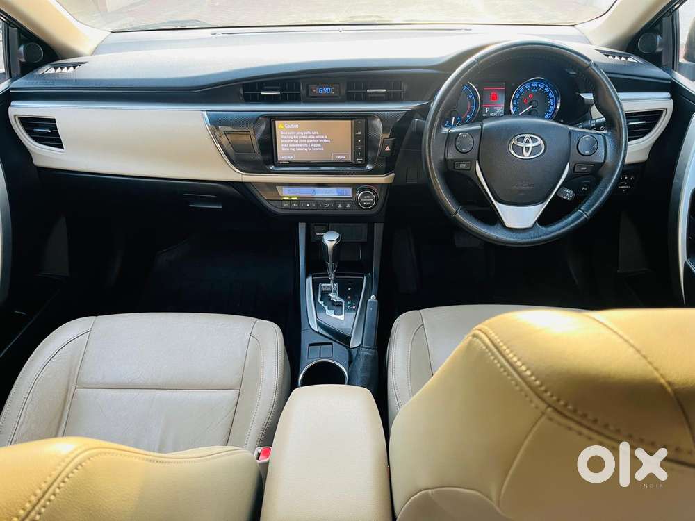 Toyota Corolla Altis 2013-2017 Vl At, 2014, Petrol