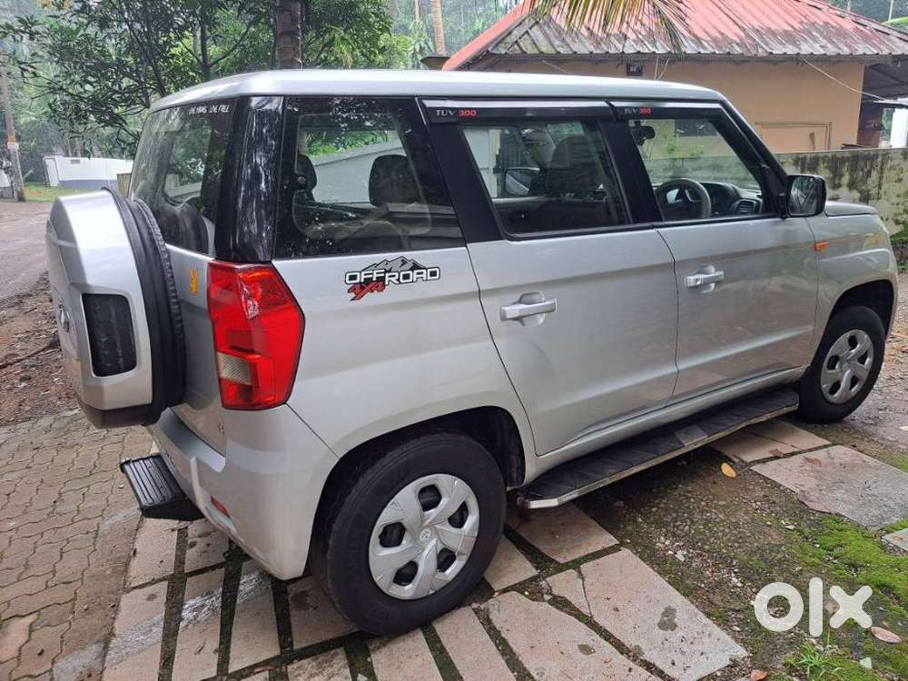 Mahindra Tuv 300 T4 Plus, 2016, Diesel