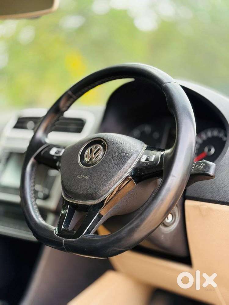 Volkswagen Ameo 1.5 Tdi Highline At 16 Alloy, 2018, Diesel