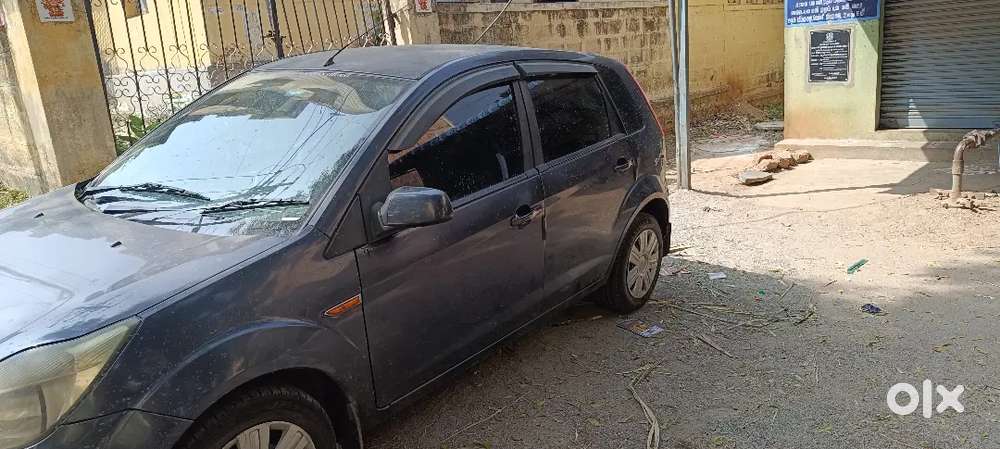 Ford Figo Diesel Zxi 2011 Car