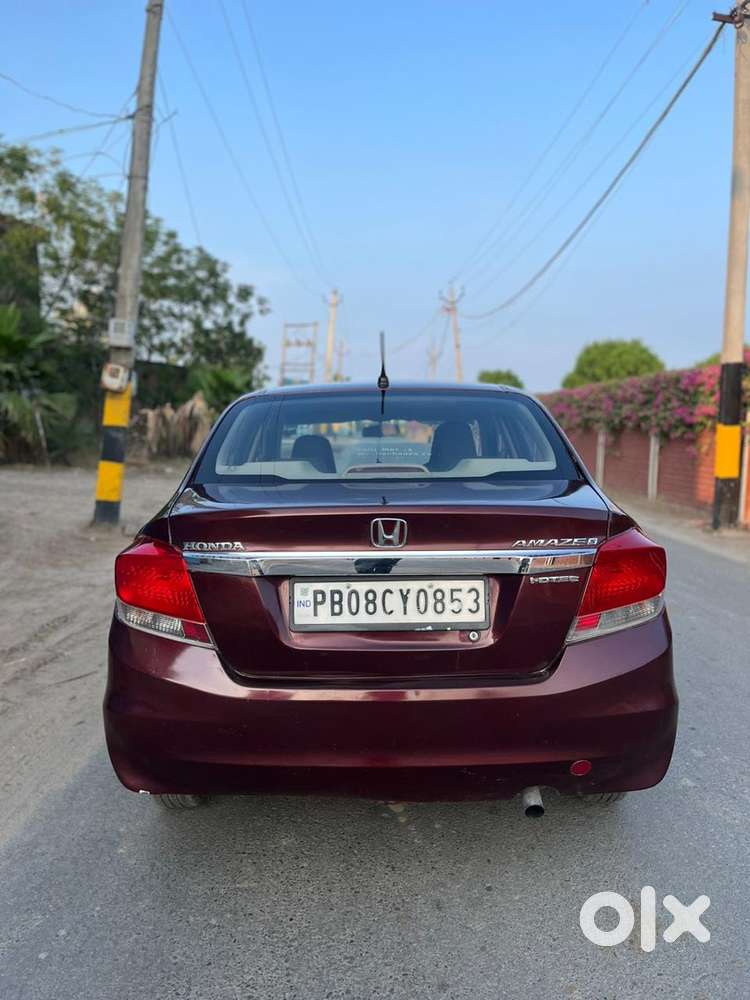 Honda Amaze 2nd Gen 2015 Diesel Well Maintained