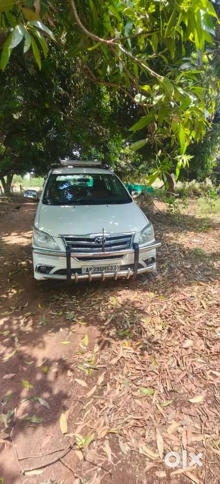 Toyota Innova 2016