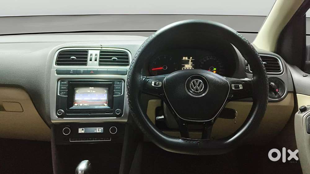 Volkswagen Vento Petrol Highline At, 2016, Petrol