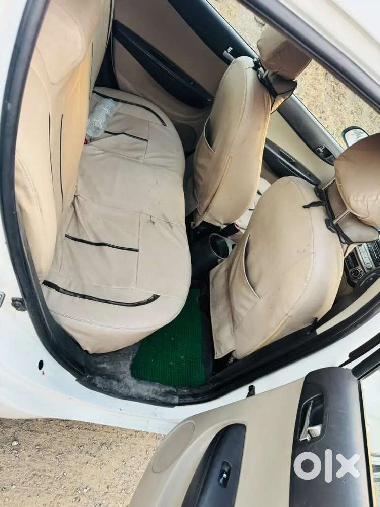 Hyundai I20 2013 Diesel 940000 Km Driven