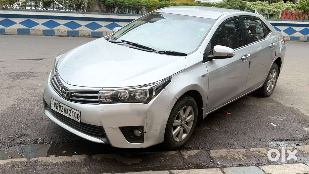 Toyota Corolla Altis 1.8 Sport, 2016, Petrol