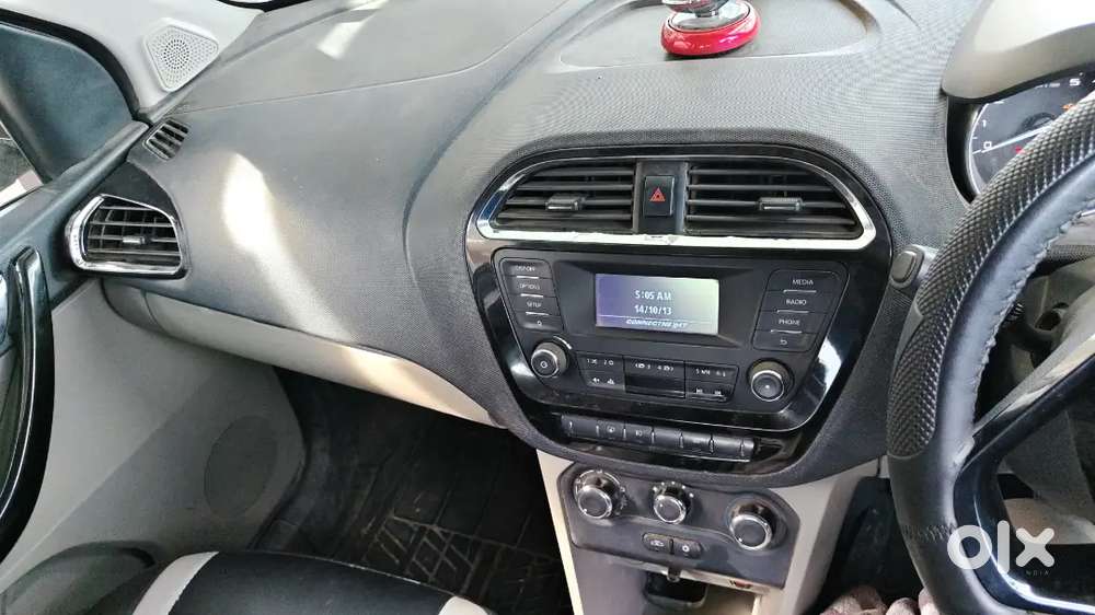 Tata Tiago 2019 Petrol 112000 Km Driven Top Madel Halawells
