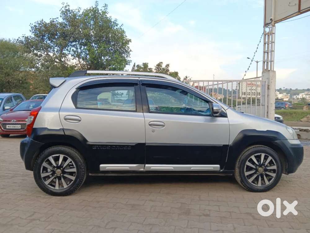 Toyota Etios Cross 1.2l G, 2015, Petrol