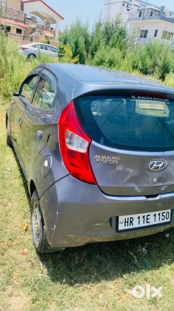 Hyundai Eon 12