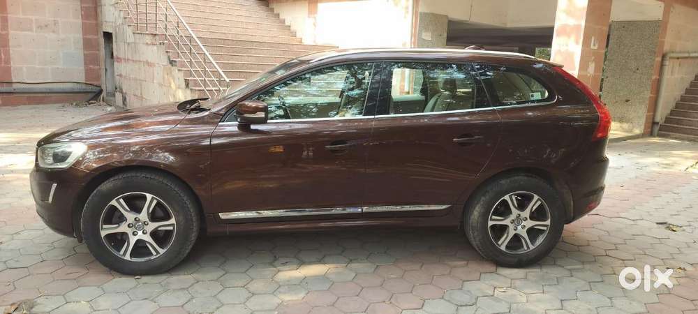 Volvo Xc60 D5 Awd Automatic, 2016, Diesel