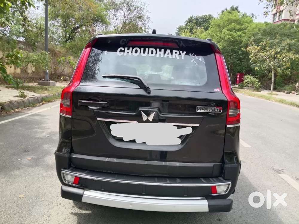 Mahindra Scorpio N Z4 Petrol Mt 7 Str, 2025, Petrol