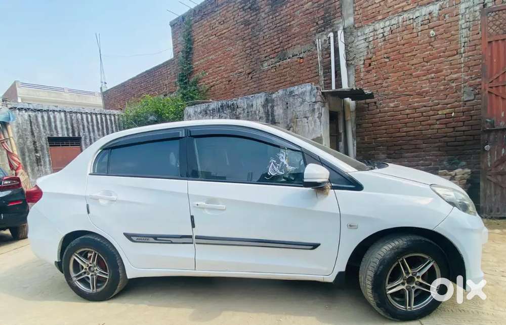 Honda Amaze 2016 Cng & Hybrids Good Condition