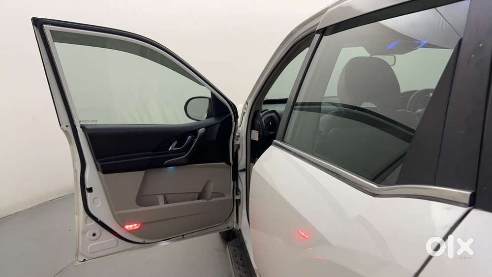 Mahindra Xuv500 2.2 W10, 2016, Diesel