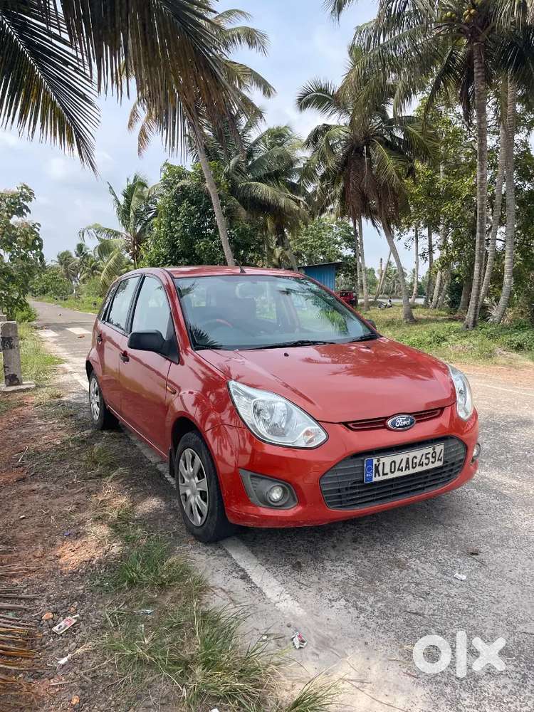 Well-maintained Kl-04 Ford Figo (diesel)  92k Km  Single Owner