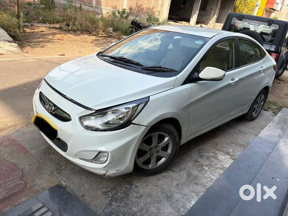 Hyundai Verna 2013 Diesel 180000 Km Driven