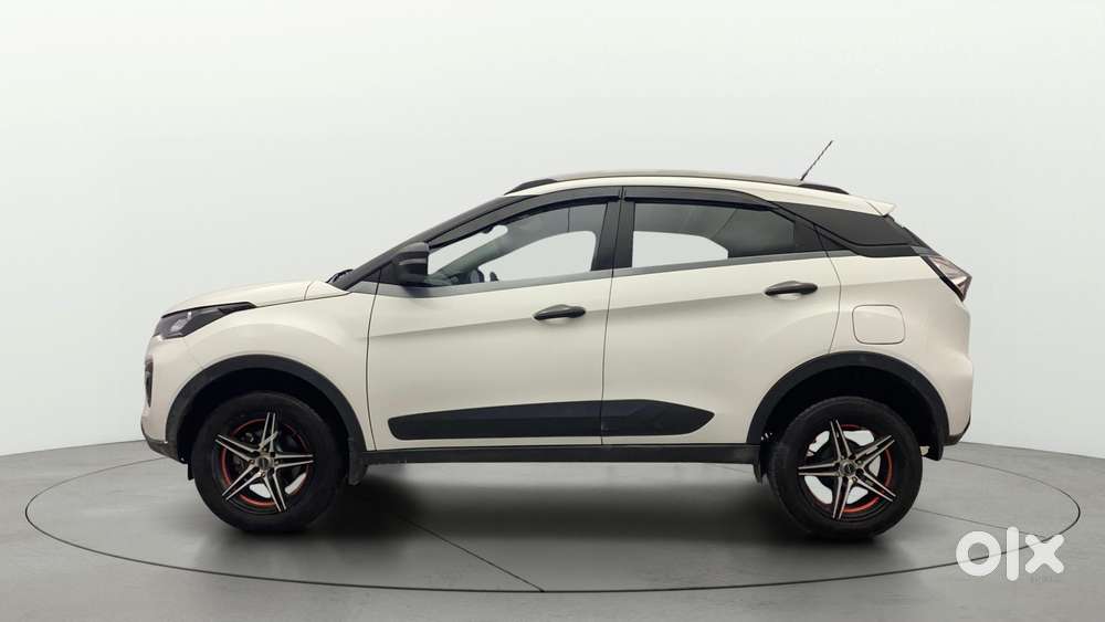 Tata Nexon 1.2 Revotron Xm, 2020, Petrol