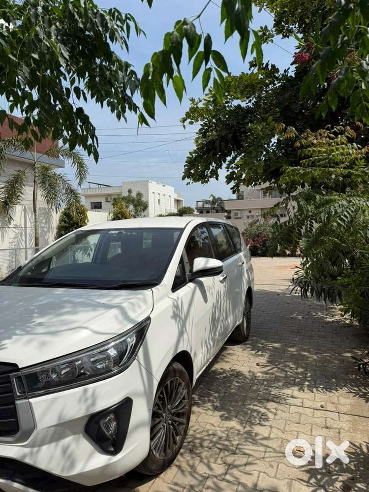 Toyota Innova Crysta 2022 Dec Registe Diesel Automatic Well Maintained