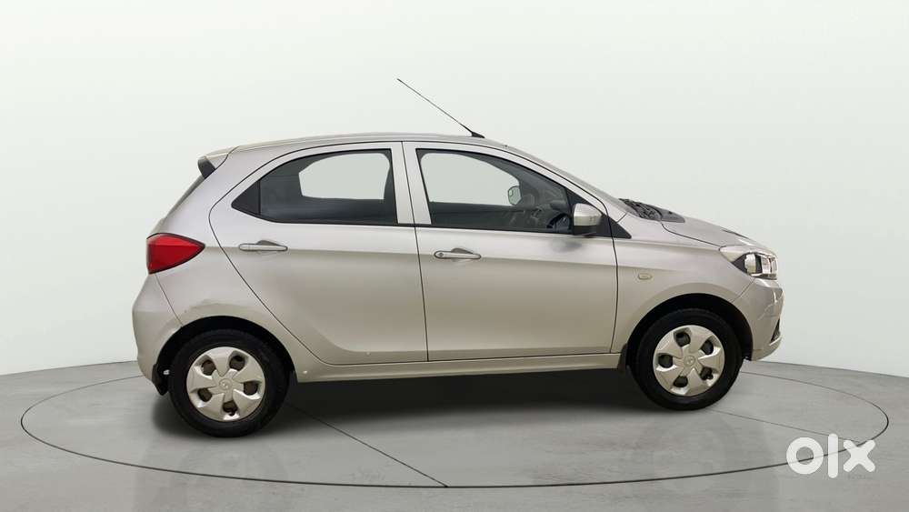 Tata Tiago 1.2 Revotron Xta, 2018, Petrol