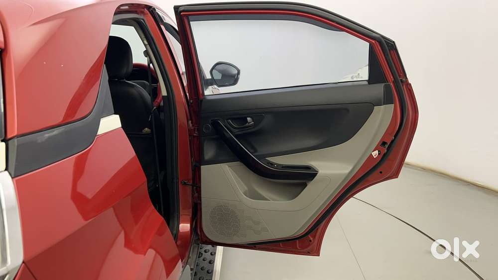 Tata Nexon 1.5 Revotorq Xm, 2017, Diesel