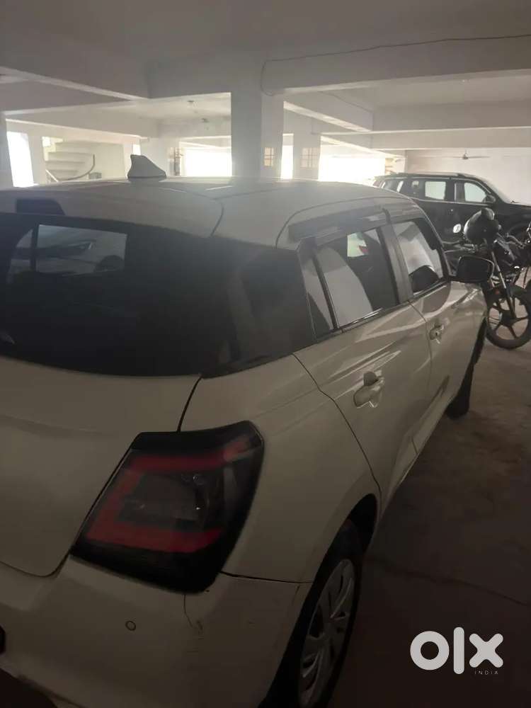 Maruti Suzuki Swift Vxi 2024