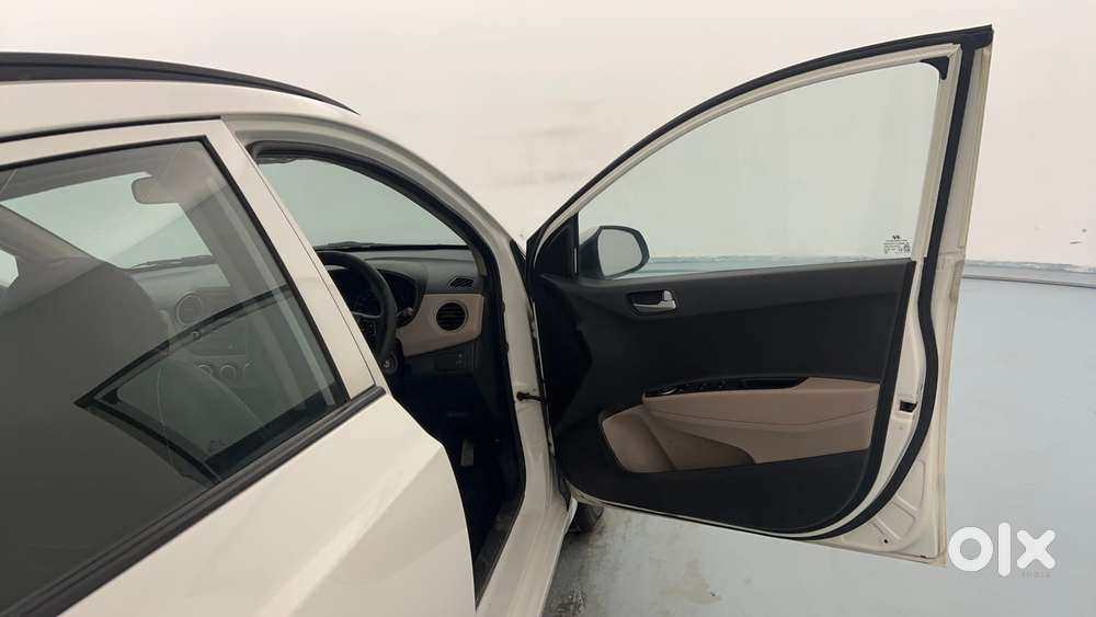 Hyundai Grand I10 1.2 Kappa Sportz, 2015, Petrol