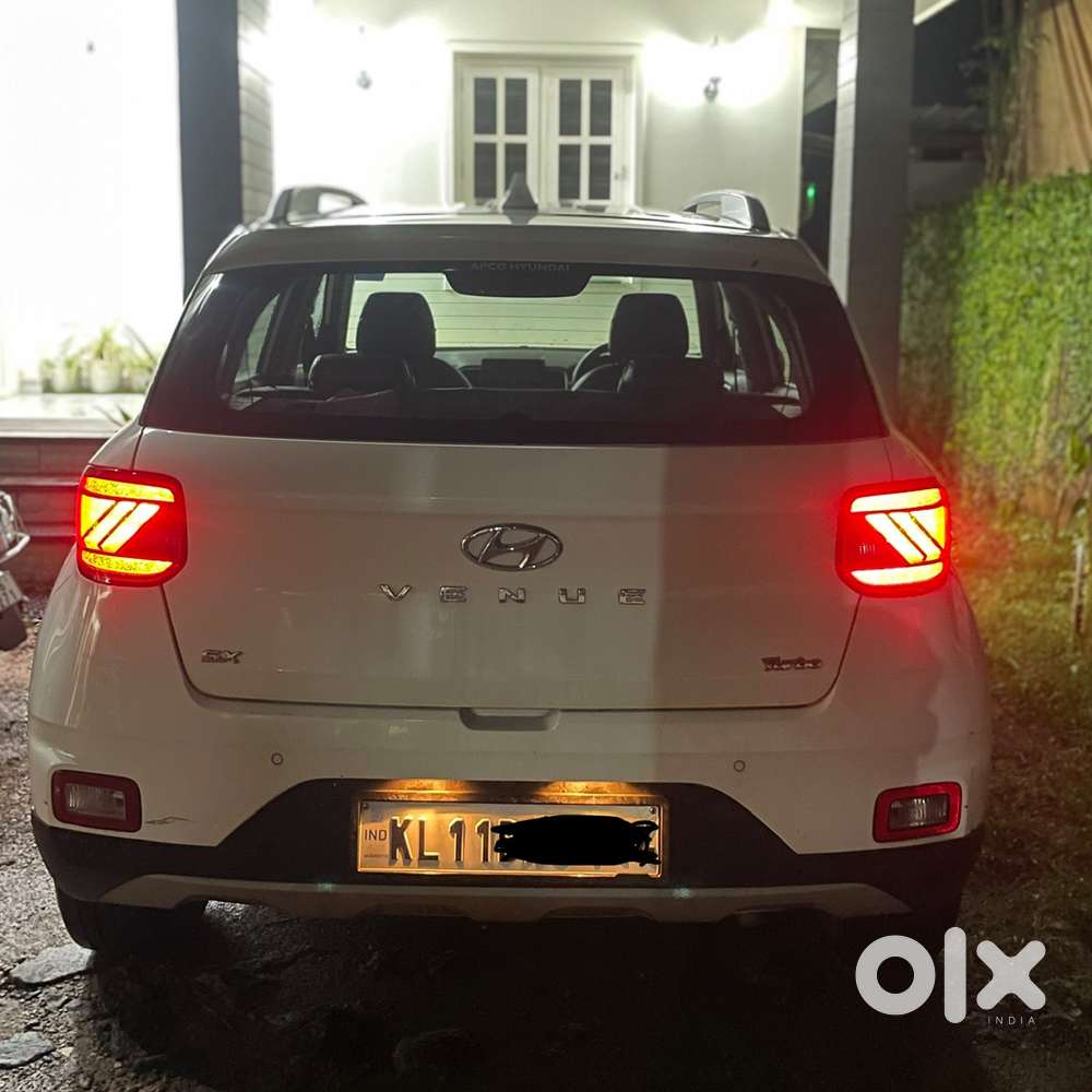 Hyundai Venue Petrol 2019