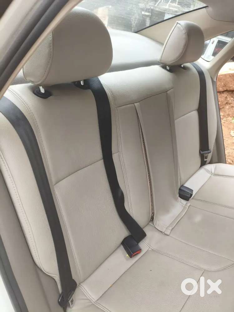 Skoda Rapid Elegance 2015 Diesel Automatic