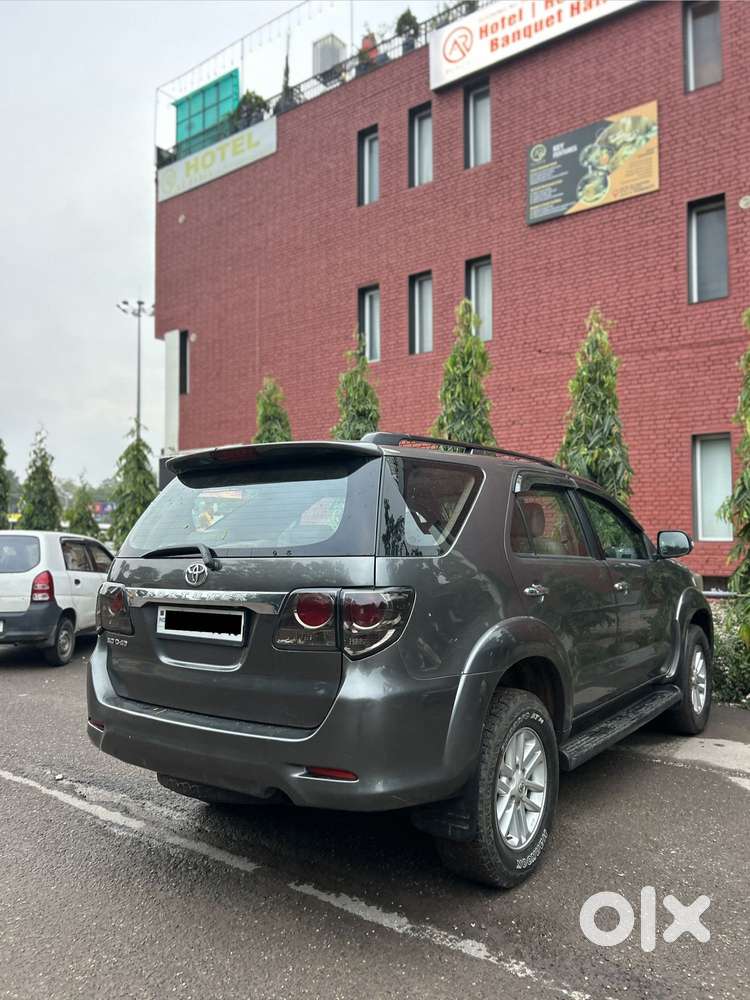 Toyota Fortuner 3.0 4x2 Automatic, 2014, Diesel