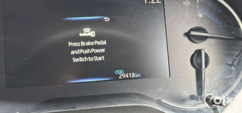 Toyota Innova Hycross 2.0 Zx (o) Hybrid 7 Str, 2024, Petrol