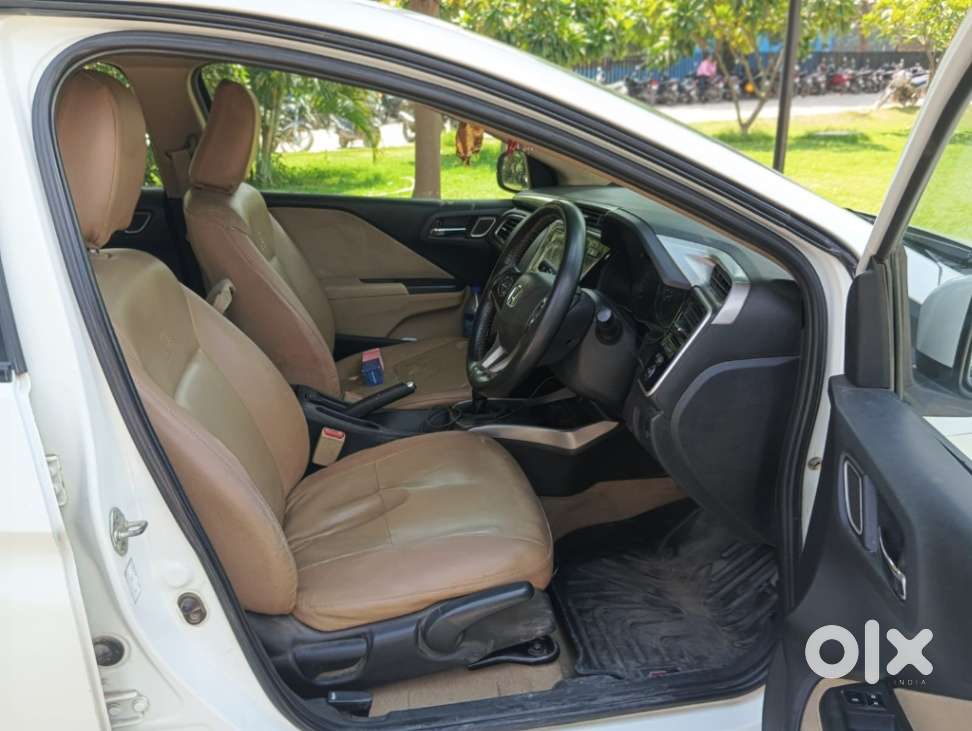 Honda City I-vtec V, 2018, Petrol