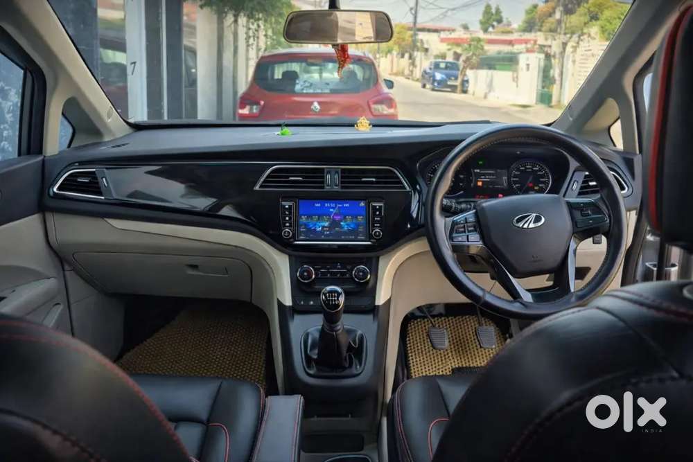 Mahindra Marazzo 2018 Diesel Well Maintained