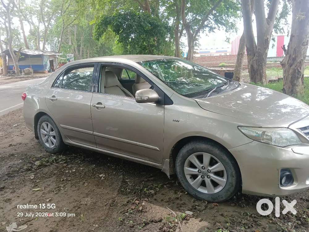 Toyota Corolla Altis 1.8 2012 Push Button Start