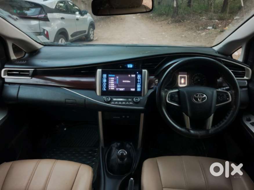 Toyota Innova Crysta 2.4 V 7 Str, 2017, Diesel