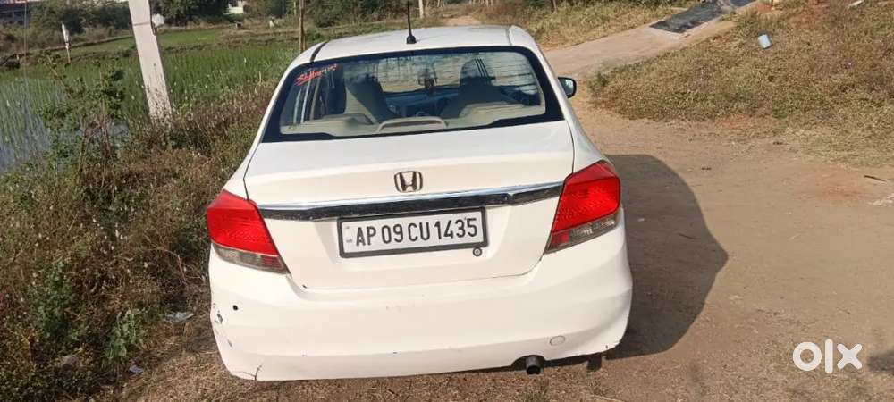 Honda Amaze 2013 Diesel 130000 Km Driven