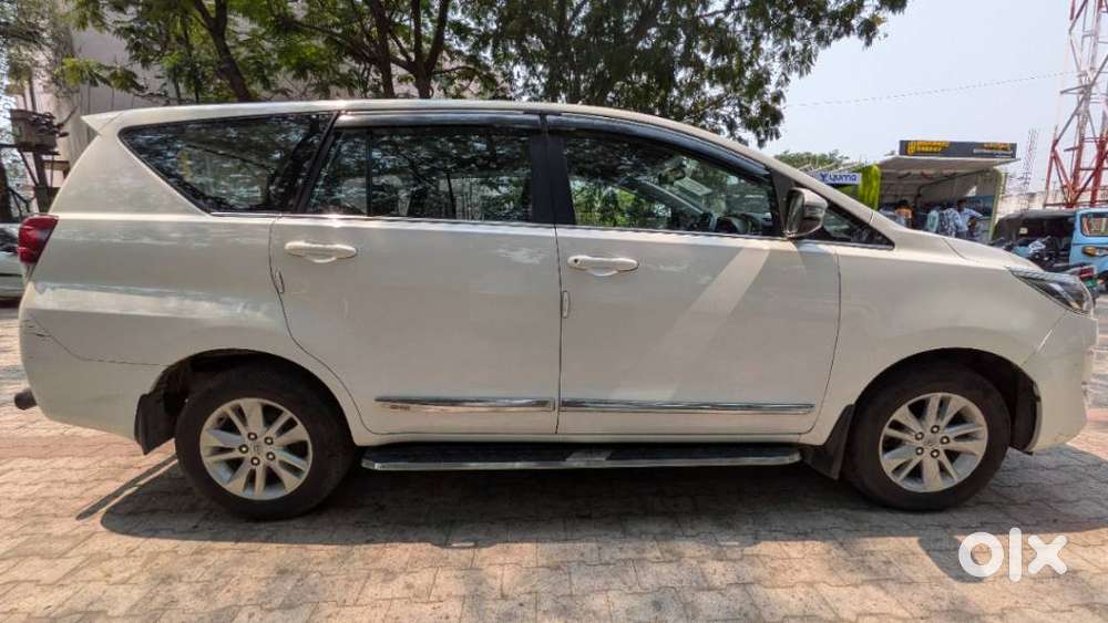 Toyota Innova Crysta [2020-ongoing] 2.7 Gx Mt 7 Str, 2023, Diesel
